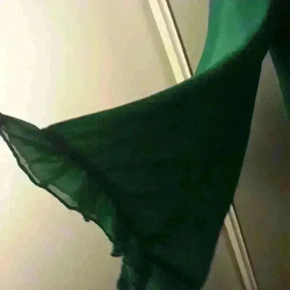 Forever 21 mini day 2 nite poly blend trendy green bell long sleeve dress L - Picture 3 of 7